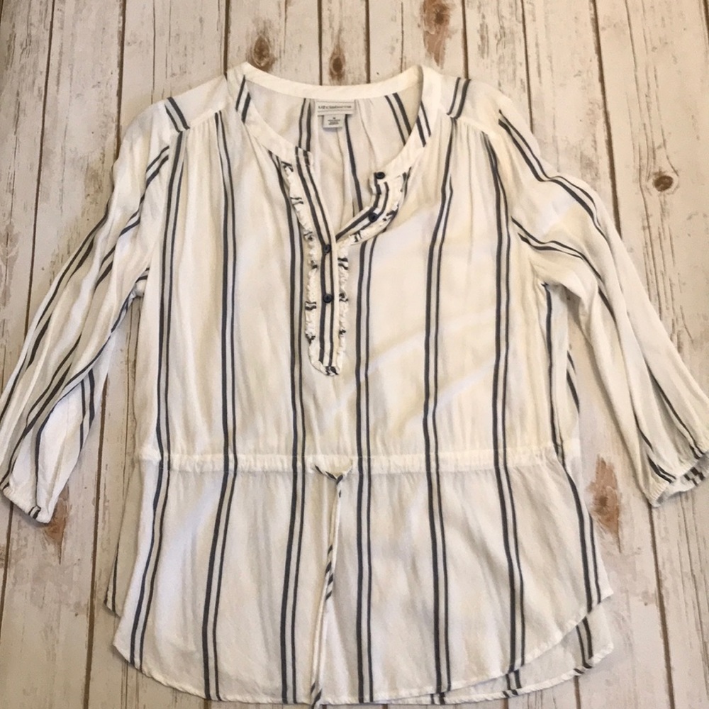 Navy and white stripe top